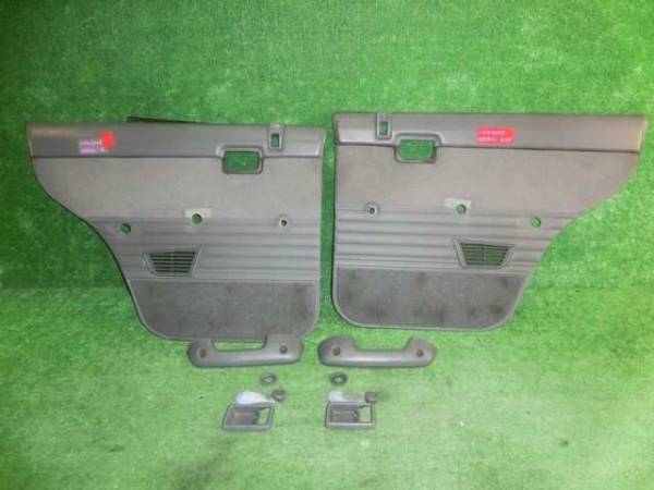 スカイライン DR30 前期 純正 リア ドアトリム 内張り 左右 中古