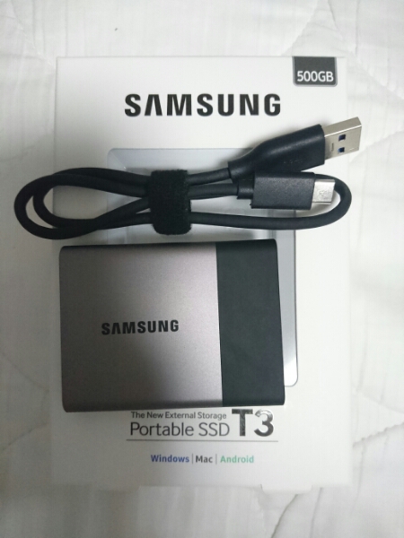 【美品】SAMSUNG Portable SSD T3 500GB 動作確認済