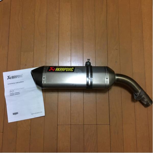 VFR800 F X アクラポビッチ スリップオン チタン