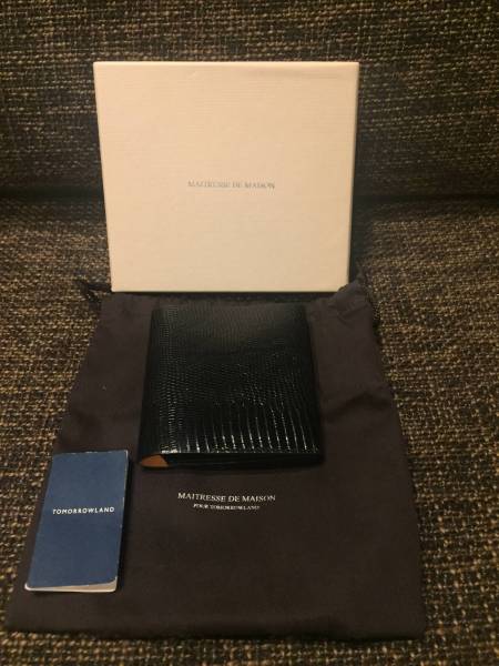 札入れ リザード tomorrowland購入