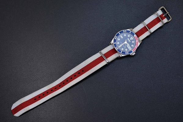 1円 SEIKO 7S26-0050ダイバー自動巻きメンズ 中古品