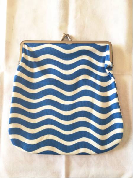 新品!マリメッコがま口ポーチlokkiロッキmarimekkoアアルトaalto