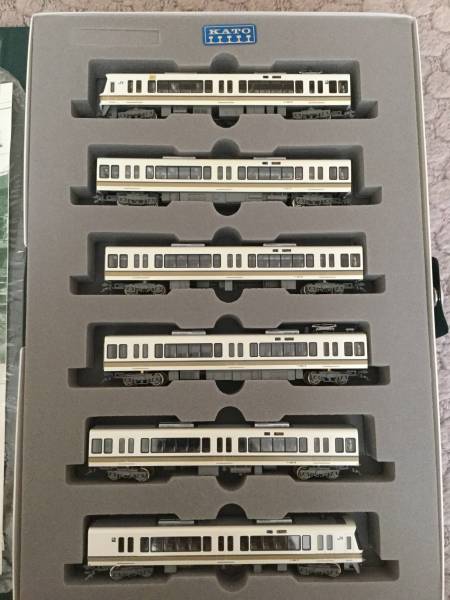 ジャンク品 KATO 10-170 221系6両セット KATO 10-170 221系6両セット