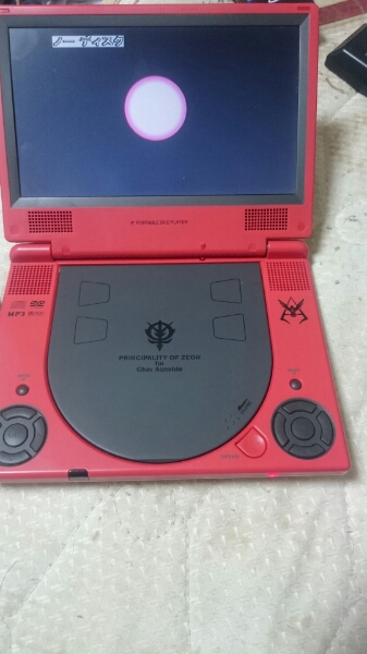 『希少品』ガンダム　シャア専用ポータブルDVDプレーヤー BCHW-0001 シャア専用ポータブルDVDプレーヤー シャア専用ポータブルDVD