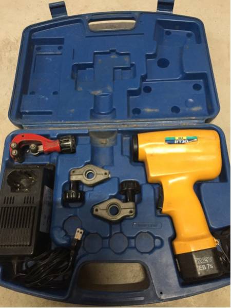 人気，定番人気 ツバ出し フレア加工 RT20 RF20セット(電動工具セット)｜売買されたオークション情報、yahooの商品情報をアーカイブ公開 - オークファン 電動工具セット