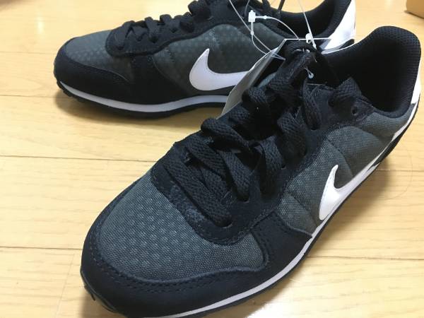 新品 ナイキ NIKE ジニコ 24cm スニーカー ブラック/ホワイト/アンスラサイト 定価7020円 644451-012