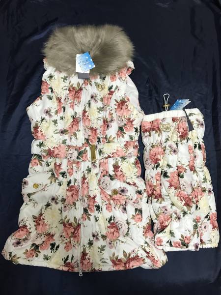 新品　キスオンザグリーン　中綿ロングベスト＆レッグウォーマー