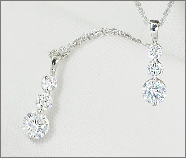 プレゼントBOX付き! 1.65ct ダイヤ ネックレス Rタイプ(pt 1 