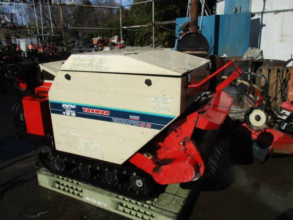 納屋保管 ヤンマー 自走式 ロールベーラ YRBA710SD ディーゼルエンジン 