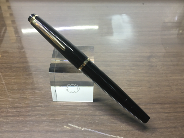 モンブラン No.32 万年筆 Black - 0 モンブラン｜Pen Cluster