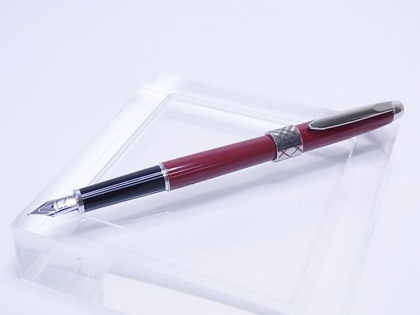 ◇BURBERRY/バーバリー 万年筆 イズリントンシリーズ 14K◇ (万年筆