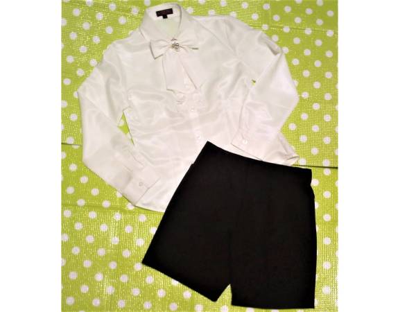 新品 女児 フォーマル スーツ 5点セット 150サイズ パンツ ジャケット 黒 フリル 上下 入学式 卒業式 結婚式 受験 販売価格17，064円の品