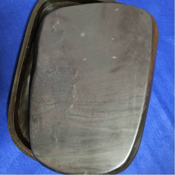 端渓硯 雲龍文彫 趙子昴 名入り 大型硯石 太子硯 中国古美術品 文房具 美術品・アンティーク・コレクション 端渓硯 雲龍文彫 趙子昴 名入り