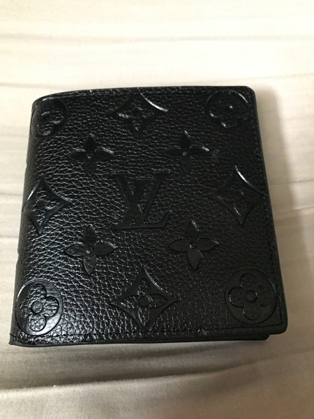 Louis Vuitton 二つ折り財布　ノベルティ ヴィトンモノグラム二つ折り財布ノベルティ Louis Vuitton モノグラム