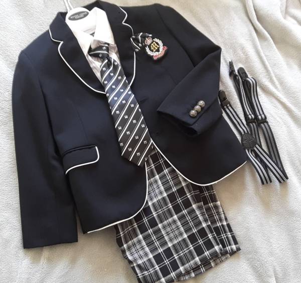 MICHIKO LONDON　KOSHINO 男の子フォーマルスーツ●ミチコロンドン120●クリーニング済●送料込