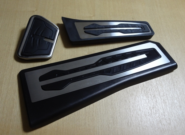 新商品◆NEW BMW ペダルキット E36E46E52E60E65E66E70E81E83E85E89E90E92F20F45F46F30F34F80F32F82F36F10F18F01F15F48F25F26 ペダル