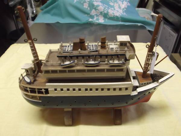 手作り木製船 置物 木製船 木彫り船 昭和レトロ 古民具 古道具 乗り物 売買されたオークション情報 Yahooの商品情報をアーカイブ公開 オークファン Aucfan Com