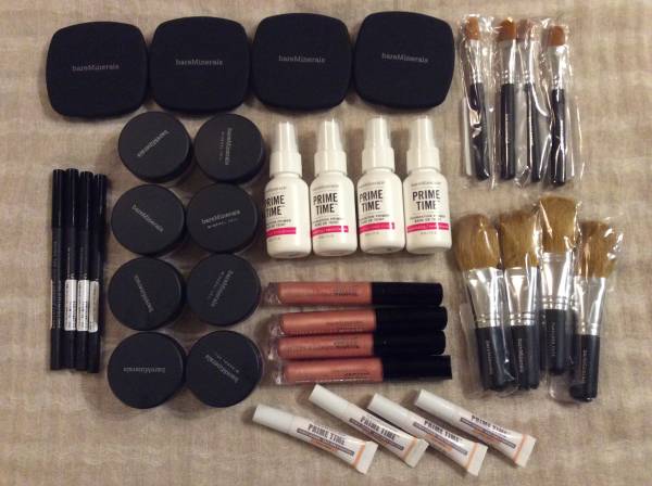 送料無★ベアミネラル ファンデ、下地 、ベール、ブラシetc…/9種36点セット