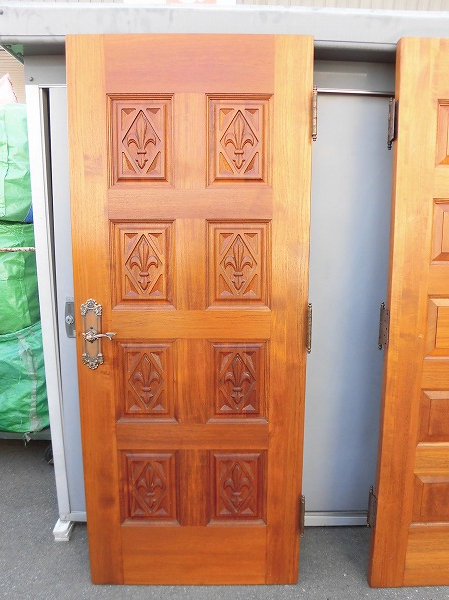 よM7E アンティーク調 無垢材扉 ドア ドアノブ 建具 彫 洋風 約36㎏