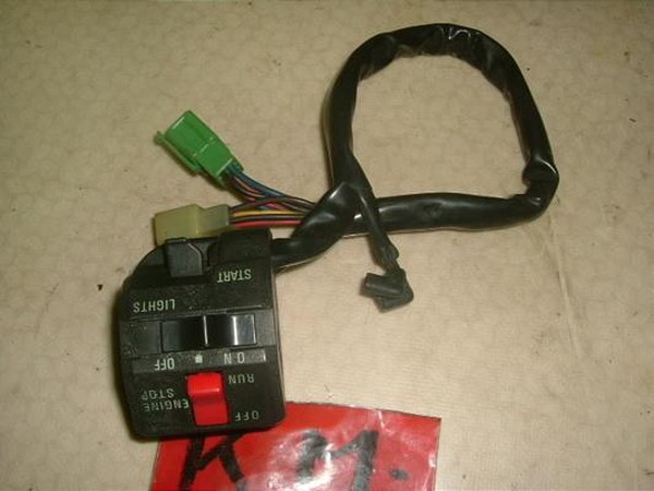 KA1337 ZX-10 スイッチBOX右