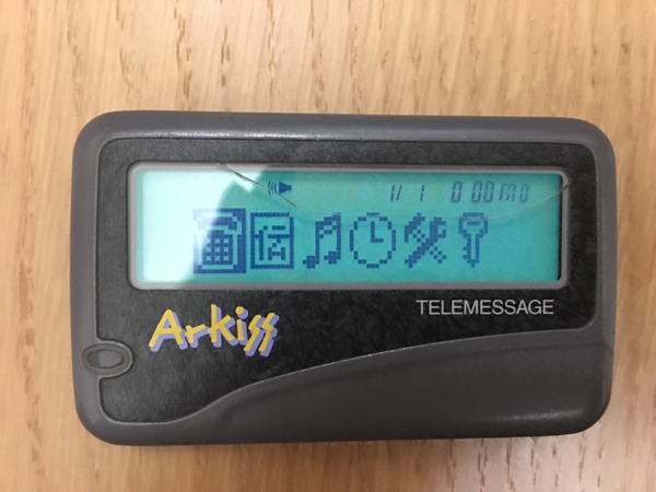 カシオ TELEMESSAGE NP Arkiss 30 ポケベル 新品未使用品 ポケベル ポケットベル☆テレメッセージ Arkiss☆動作OK(携帯電話