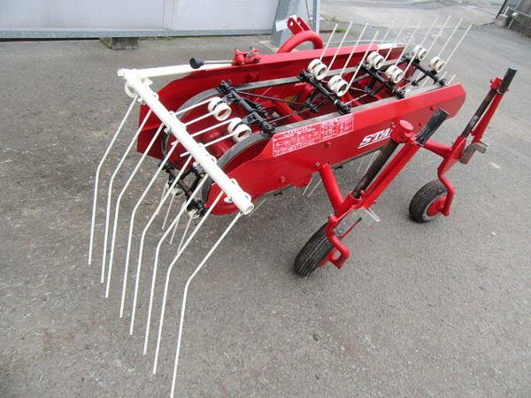 スター農機 農機具□トラクター用へーメーカー□スター□MHM1600□集草機・