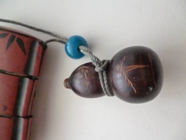印籠 提物 骨董品 堆黒 人物山水図 箱付 漆芸 美術品
