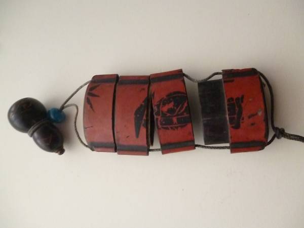 印籠 提物 骨董品 堆黒 人物山水図 箱付 漆芸 美術品
