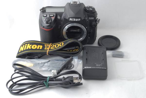 得価,100%新品 中古良品♪ Nikonニコン D200 ♪