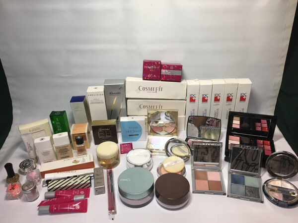 人気コスメ 化粧品 大量セット まとめ売り