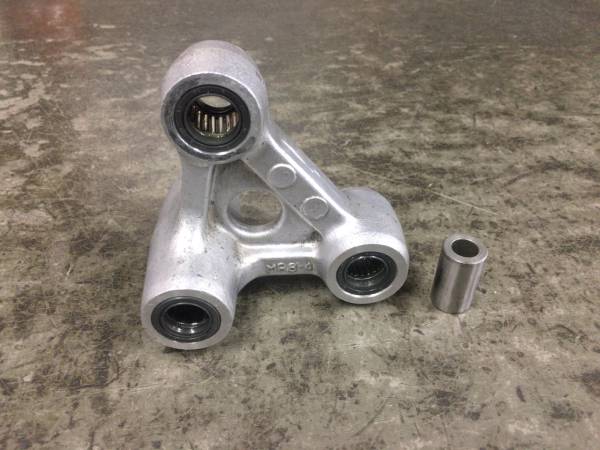 中古☆ホンダRVF400 リアサスペンション リンク NC35NC30