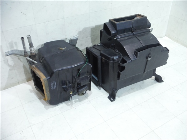 HGC211 スカイライン ジャパン 2ドア 後期 純正 エバポレーター ヒーターコア セット エバポ 旧車 希少 当時物 HGC210 210 211