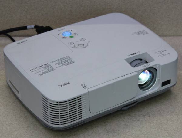 NEC Projector - NP-M300W ViewLight LCD WXGA (1280 x 800) com: 720p