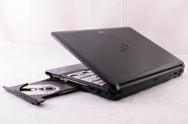 格安 「ハイスペック」 ノ－トパソコン FUJITSU LIFEBOOK S762 ☆お 