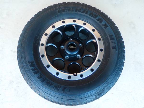 中古！ ジムニー JB23 タイヤホイールセット 215/85R16 MLJ XTREME-J 