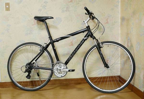 GIANT(ジャイアント)CS 3200(CT48)700C ブラック CrossBike 中古