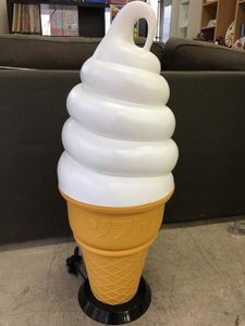 ソフトクリーム 看板のYahoo!オークション(旧ヤフオク!)の相場・価格を