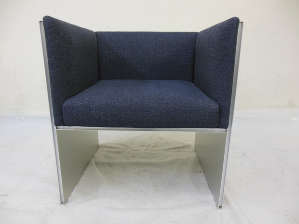 cassina 中古 Cassina エアフレーム ソファー スリム1P家具 楽直 cassina 中古 Cassina エアフレーム ソファー スリム1P家具 楽直