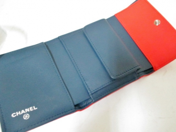 シャネル 3つ折り財布 美品 - レッド×ネイビー ラムスキン