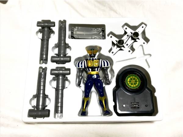 ビーロボ カブタック スーパーチェンジシリーズ キャプテントンボーグ