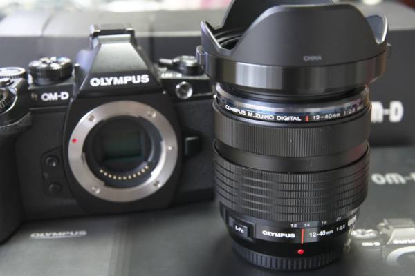 ■ オリンパス OLYMPUS OM-D E-M1 12-40mm F2.8 レンズキット　美品_2