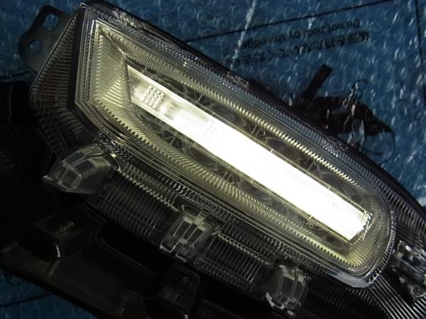 プリウスα 後期 ZVW40W 純正 左 ZVW40⁄41 純正左ヘッドライト 動作OK