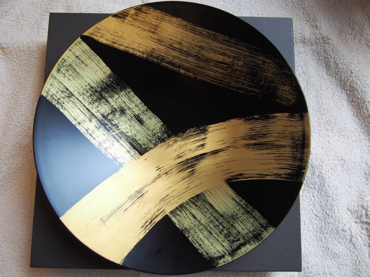 ★漆器　大皿（宮内庁御用達　山田平安堂　龍シリーズ）