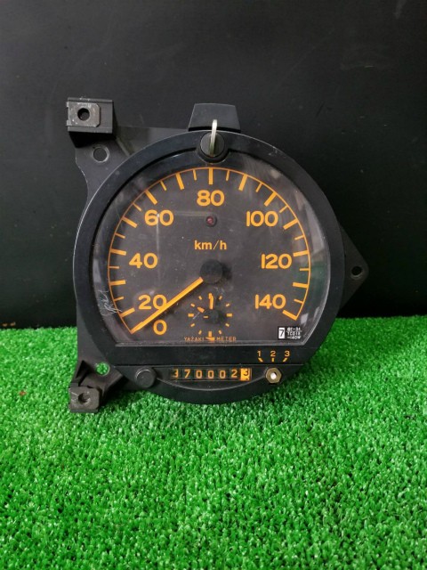 ☆A40○路線バス スピードメーター○タコグラフ YAZAKI METER 鍵あり