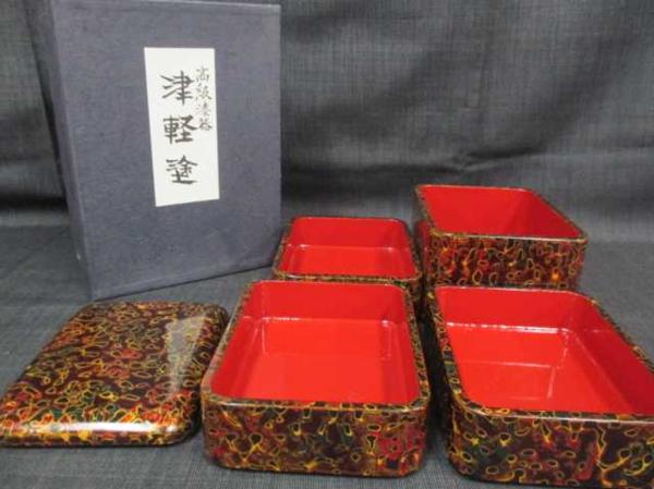 D1612T 【 送料一律450円 】津軽塗 唐塗 小ぶり 重箱 弁当箱 四段 高さ