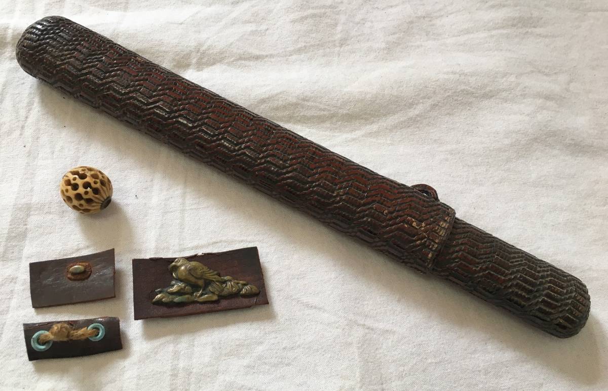 81-85 キセル 骨董品買取日本全国 | ＜在銘＞ 染象牙と螺鈿細工 煙草入 