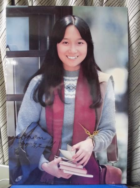 絵982な-アグネス・チャン パネル (時計付き) 約40㎝×58㎝　※時計動きません