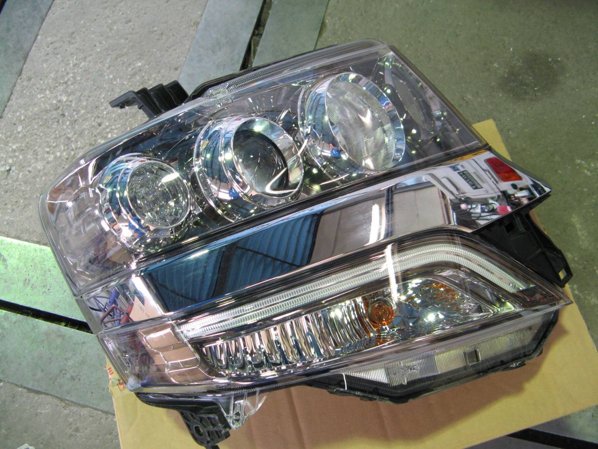 N-BOXカスタム　JF1　HID　右　中古　100－62221　H28/4月