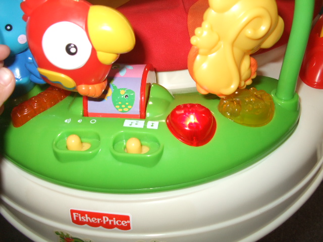 フィッシャープライス　 レインフォレストジャンパルー 室内遊具ジャンプ音楽