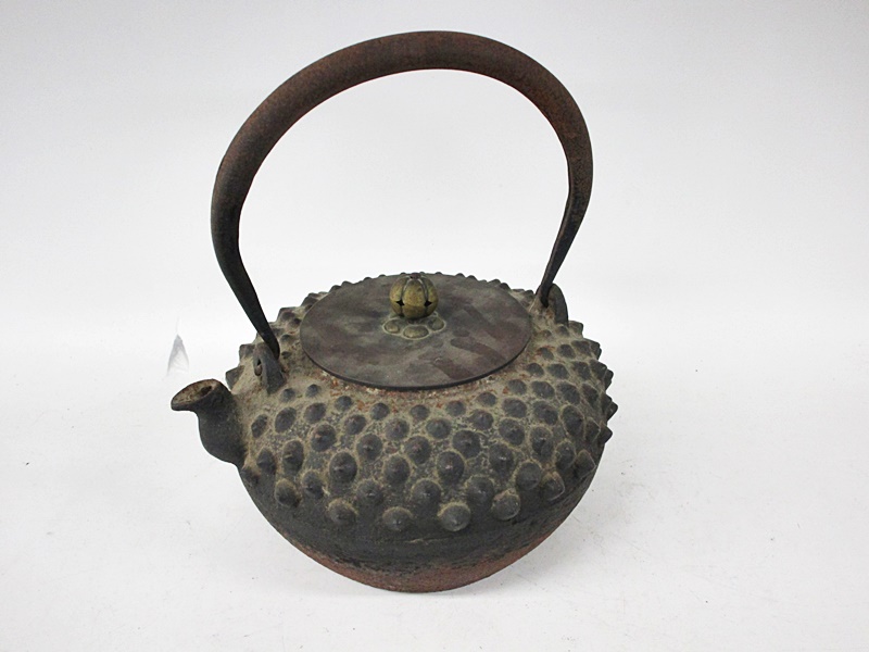 在銘鉄瓶「龍文堂造 大礼記念」提手象嵌斑紫銅蓋 茶道具鉄壺！！ 鉄瓶